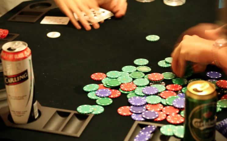 How to Play Online Poker: Tips for Beginners